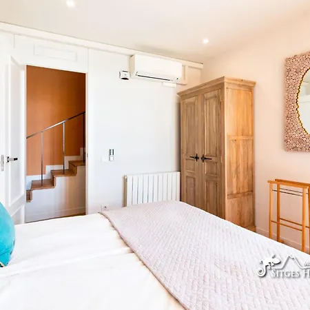 Dumas With Amazing Sea Views, Ac And Private Pool Villa Sitges