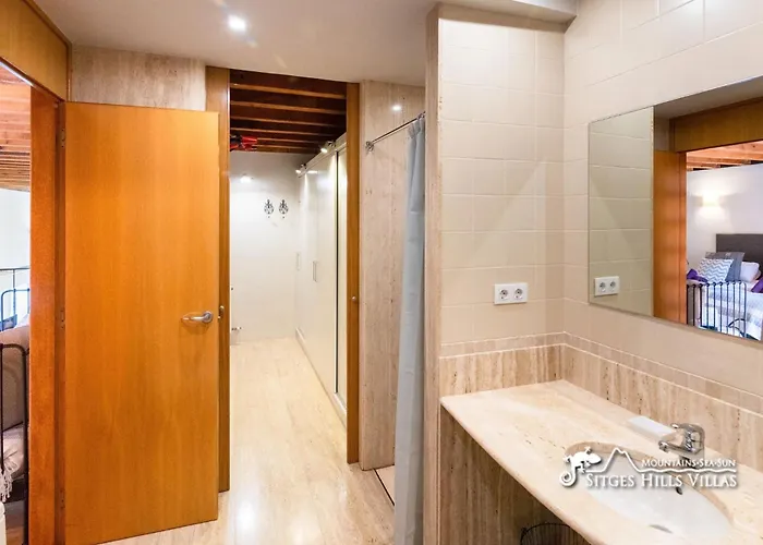 Villa Dumas With Amazing Sea Views, Ac And Private Pool Sitges