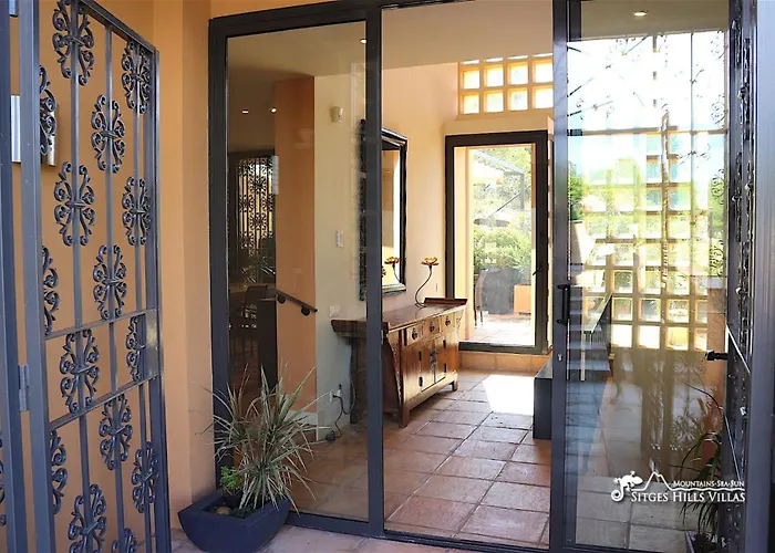 Dumas With Amazing Sea Views, Ac And Private Pool Villa