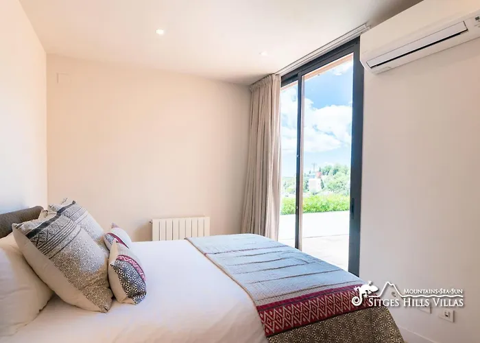 Villa Dumas With Amazing Sea Views, Ac And Private Pool *