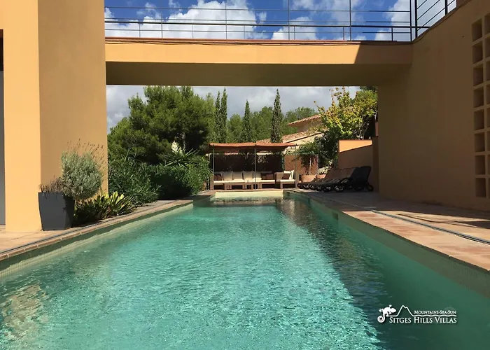 Dumas With Amazing Sea Views, Ac And Private Pool * Sitges