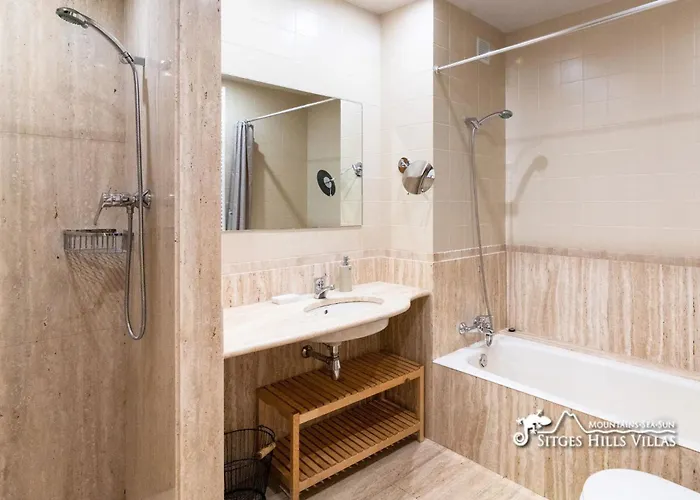 Dumas With Amazing Sea Views, Ac And Private Pool